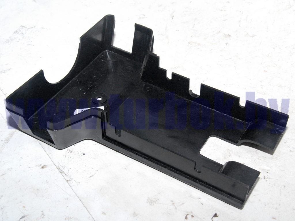 Крышка кожуха колонки рулевой верхняя