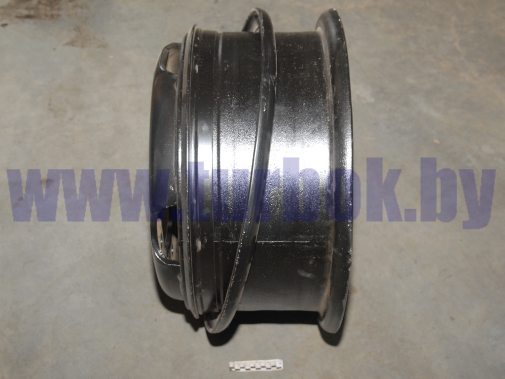 Диск колеса 8,5-20 (под шпильки) в сборе с кольцами