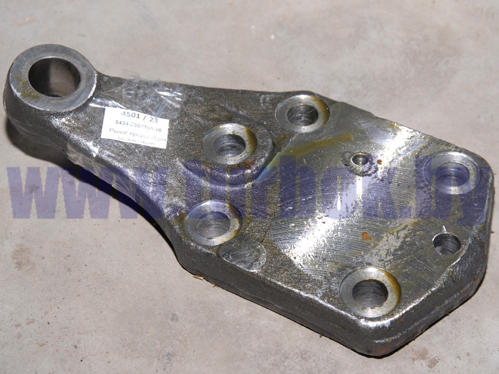 Рычаг кулака верхний без отверстия под регулировочный болт