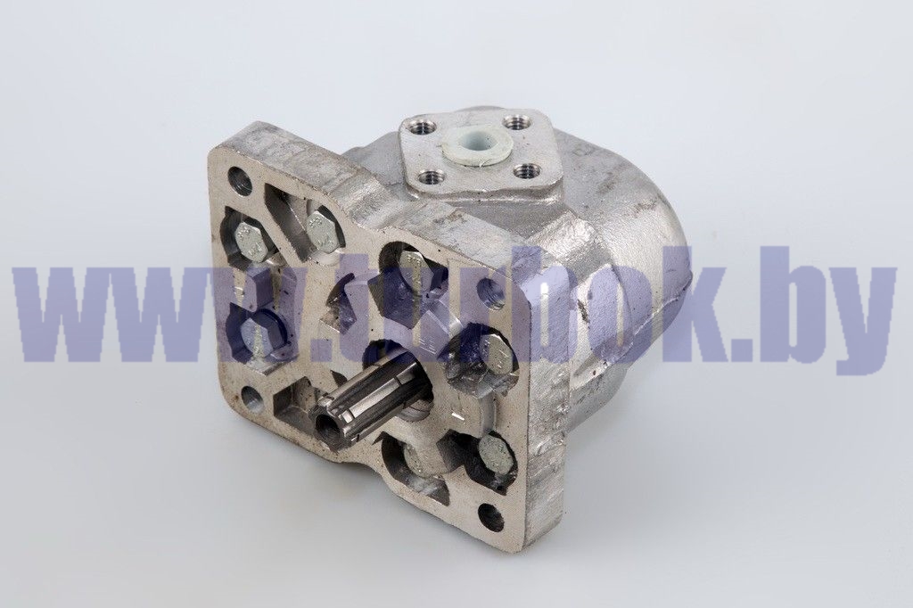 Насос НШ-10 правый плоский 6-ти шлицевой