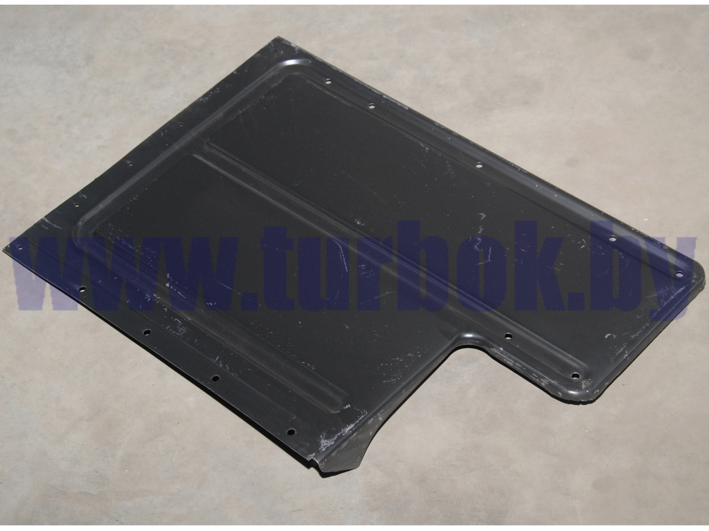 Брызговик на большую кабину металлический правый