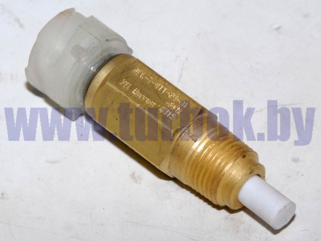 Датчик гидросигнализатор уровня охлаждающей жидкости байонетный разъём/ЦИКС.407722.001-03