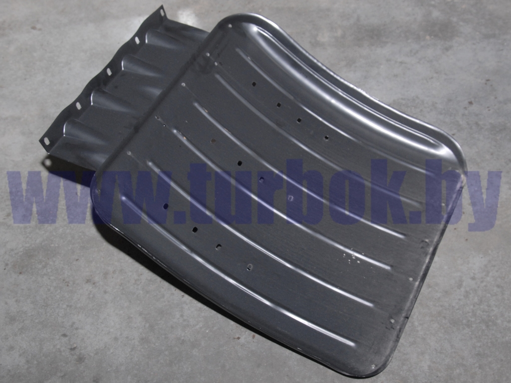 Брызговик 670*780 борта  5337, 53371, 53366 с кронштейном крепления к платформе