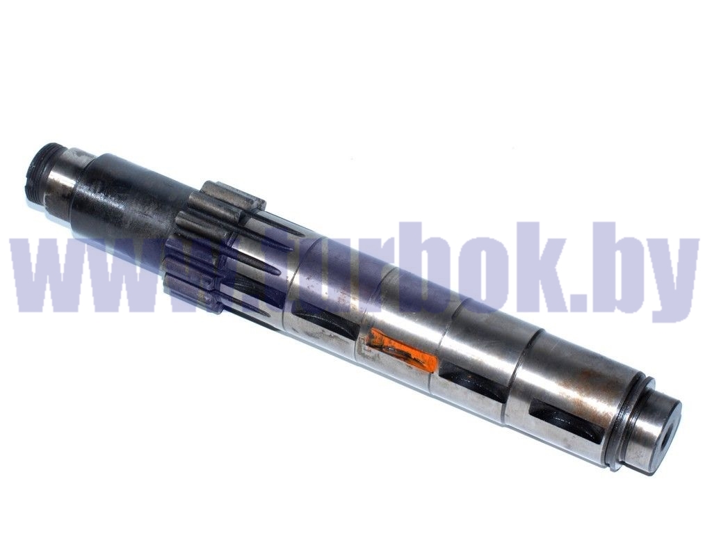 Вал промежуточный КПП-695Д под шпонку