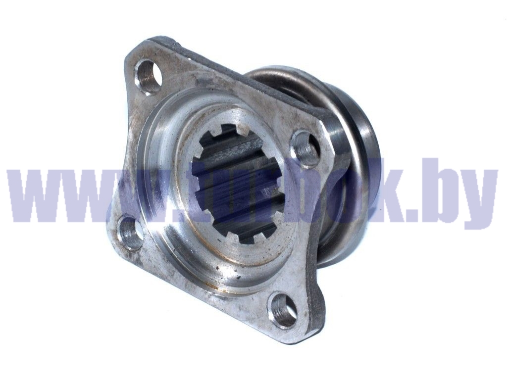 Фланец вала вторичного КПП-433420 с отражателем в сборе