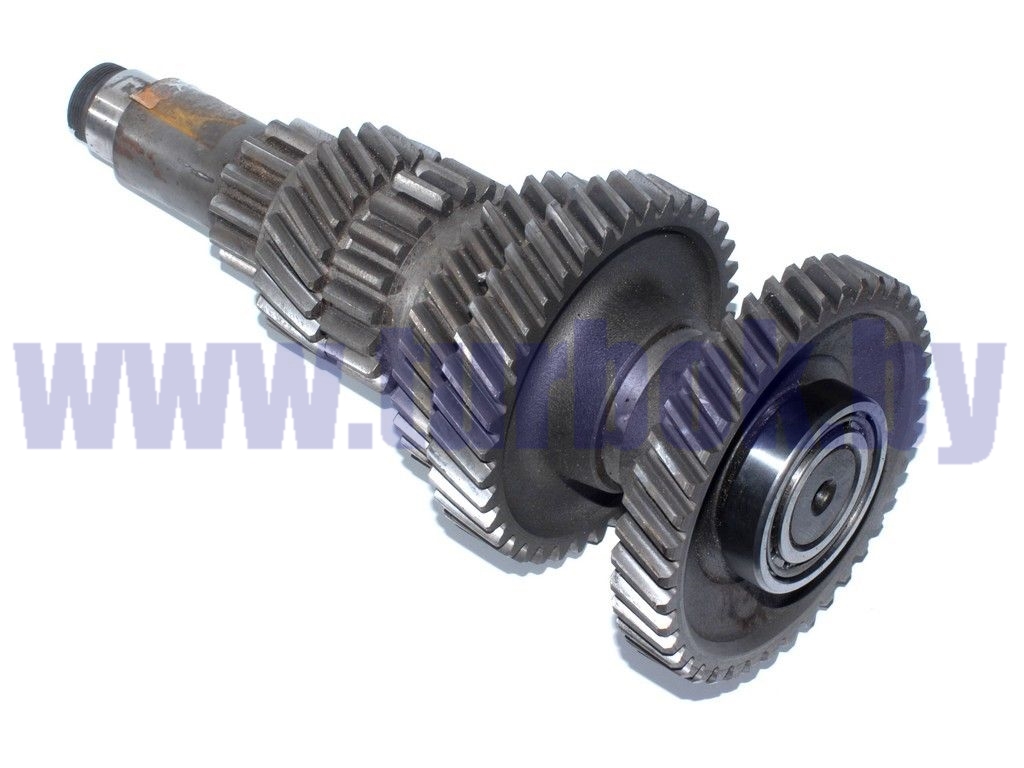 Вал промежуточный КПП-695Д в сборе