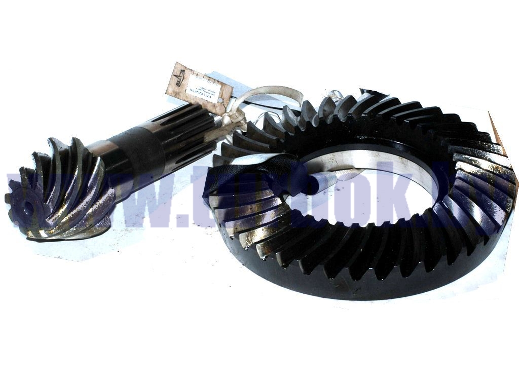 Шестерня ведущая и ведомая  (z=40/9)