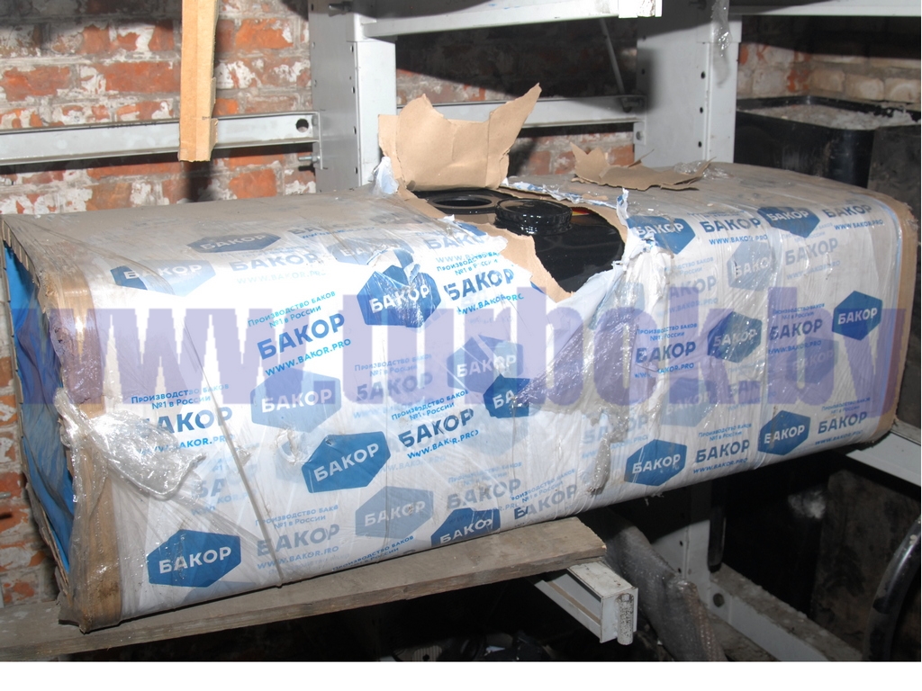 Бак топливный 350 л 1400х600х450 BTD350BK-PO