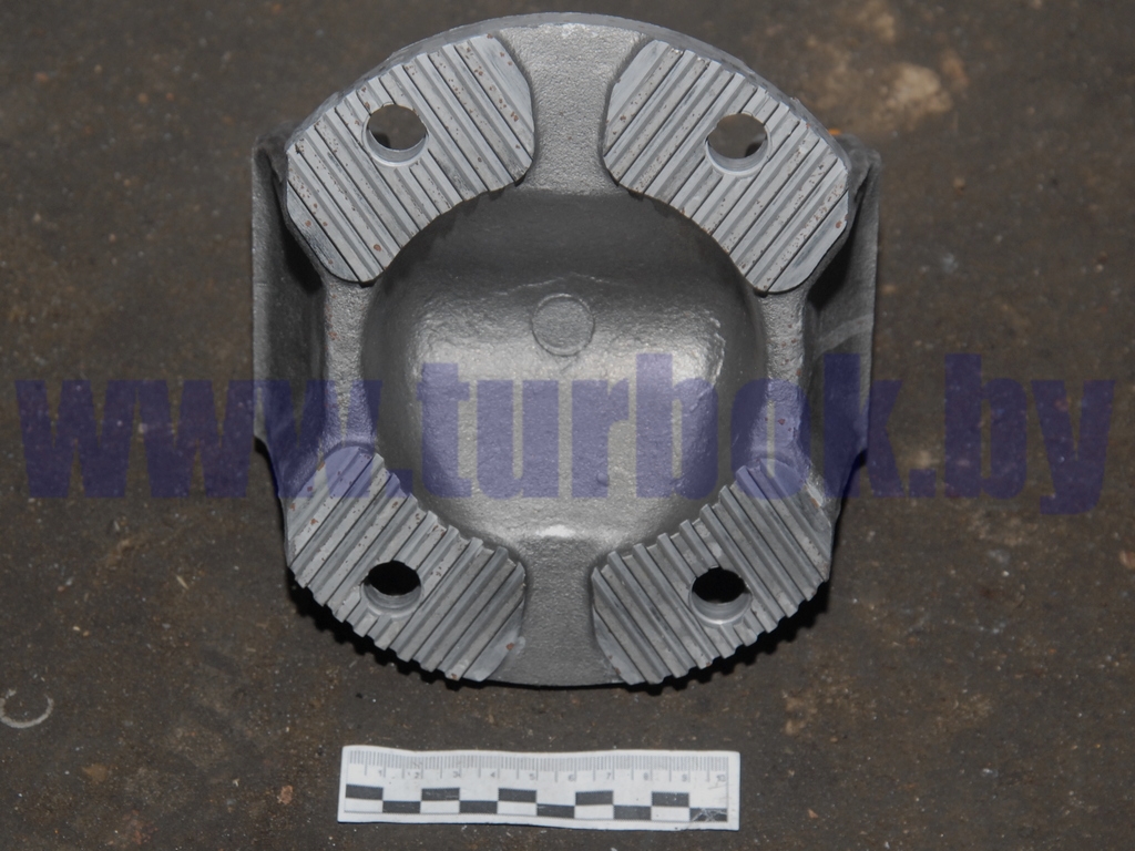 Вилка вала карданного моста среднего КАМАЗ-65115