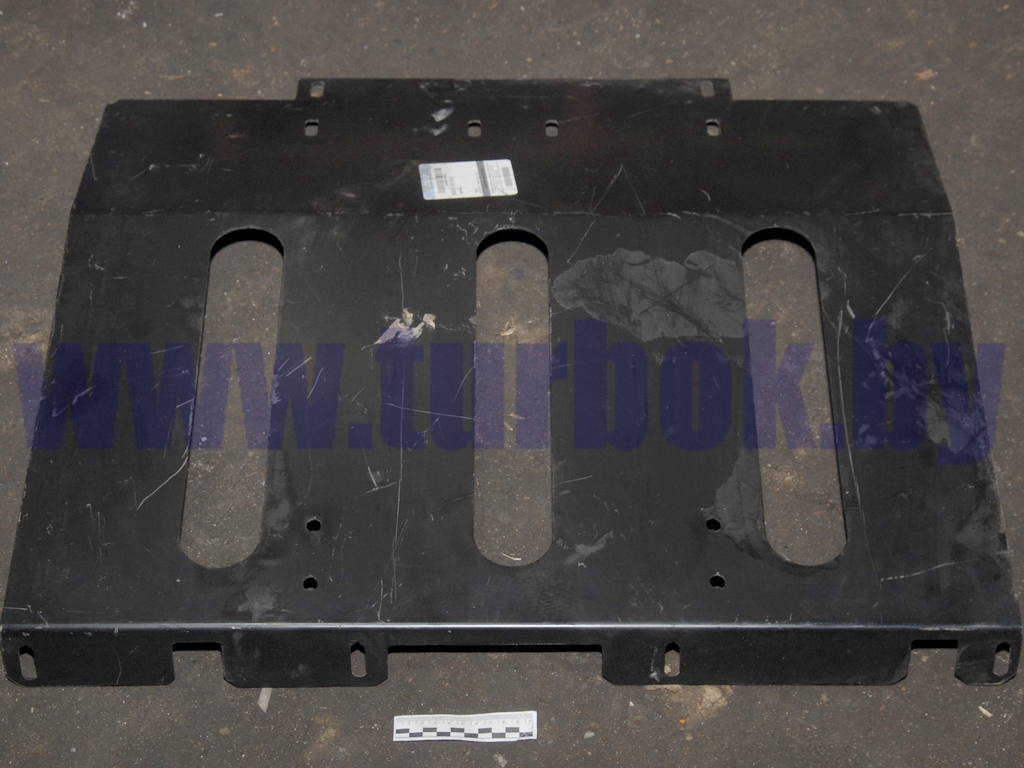 Днище кожуха радиатора КАМАЗ-6520