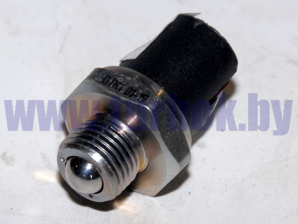 Датчик включения света заднего хода, блокировки моста (ан.1352.3768-03)