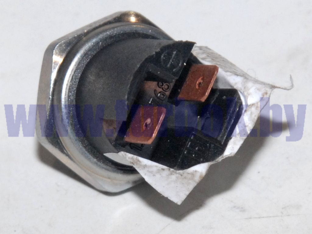 Датчик включения света заднего хода, блокировки моста (ан.1352.3768-03)