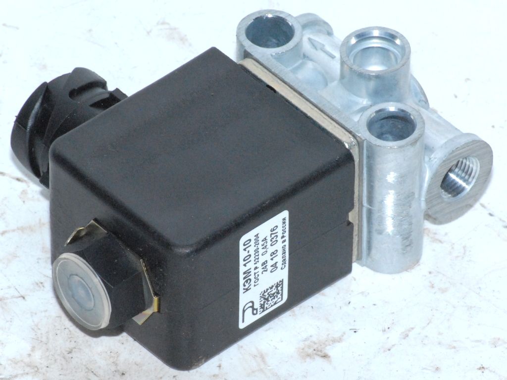 Клапан электромагнитный (НЗ,б.р.,К1/8,24В,Dу=3) КАМАЗ