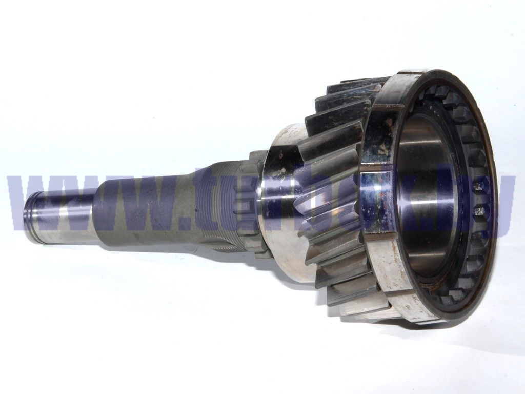 Вал первичный с зубчатой муфтой и втулкой КПП-154