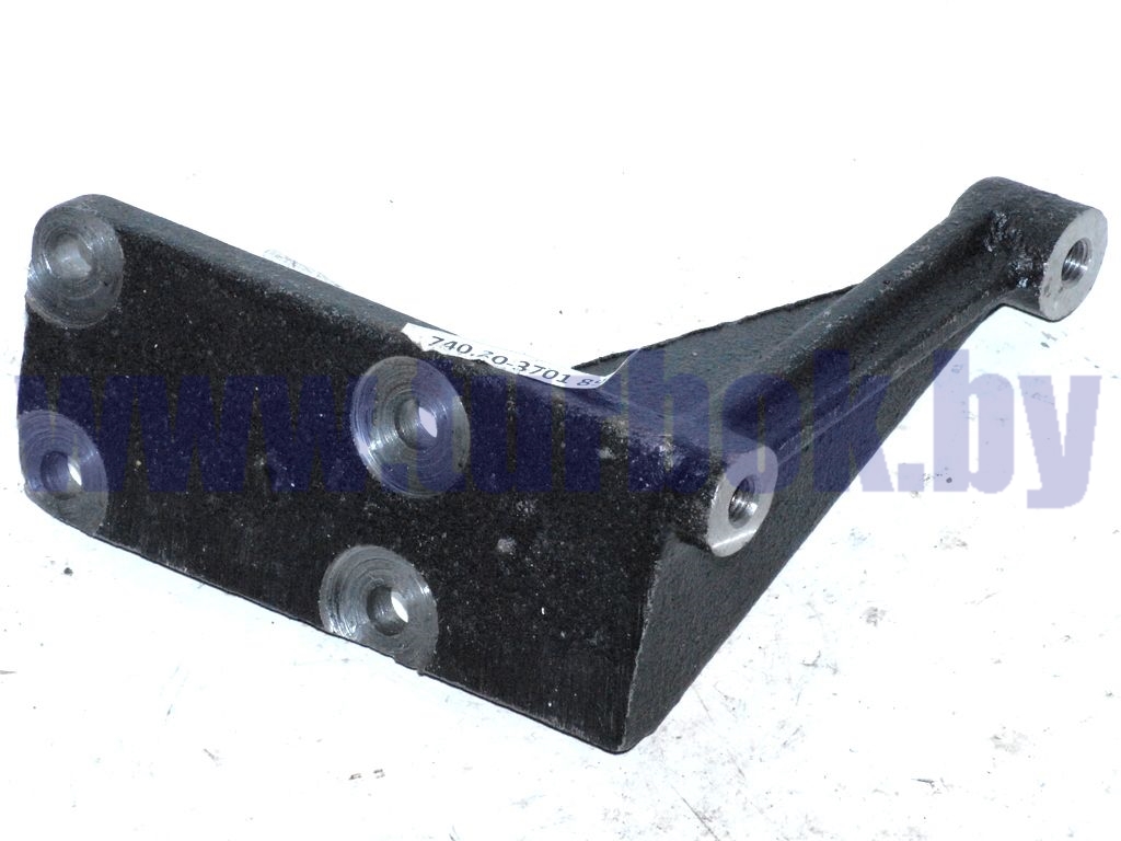 Кронштейн ролика натяжения ремня генератора