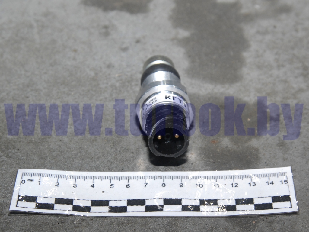 Выключатель педальный КАМАЗ (байонетный разъём)