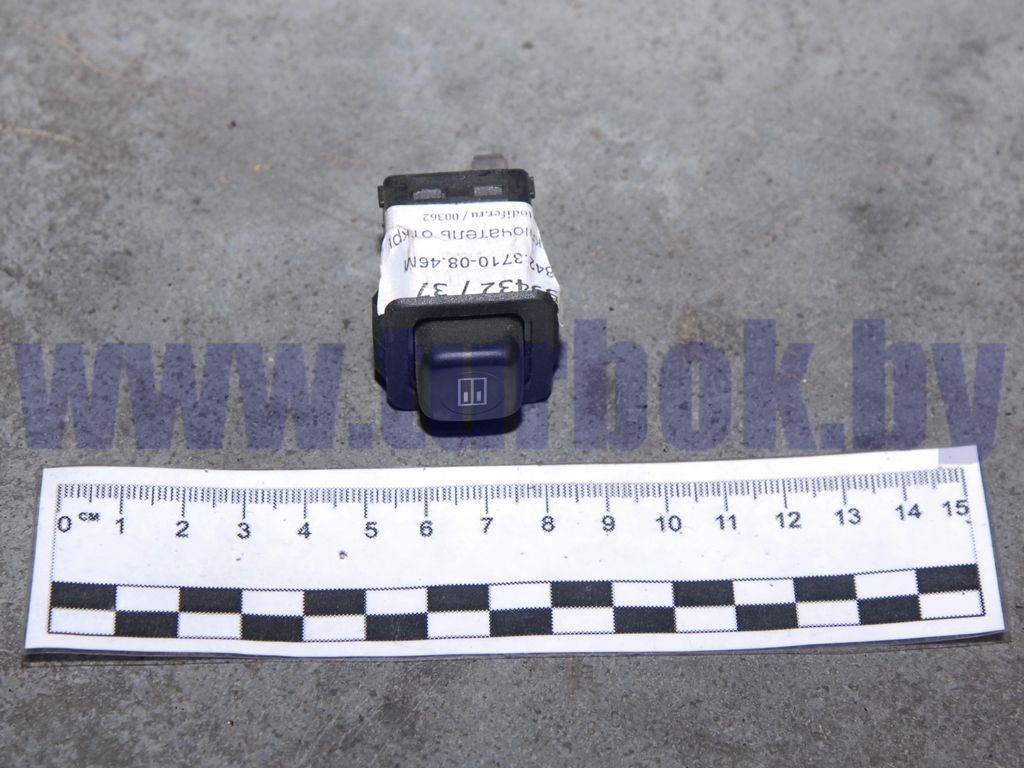 Выключатель открывания пассажирских дверей 24В