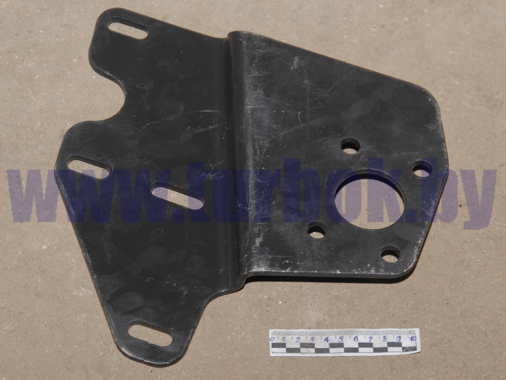 Кронштейн крепления переднего бампера н/о правый