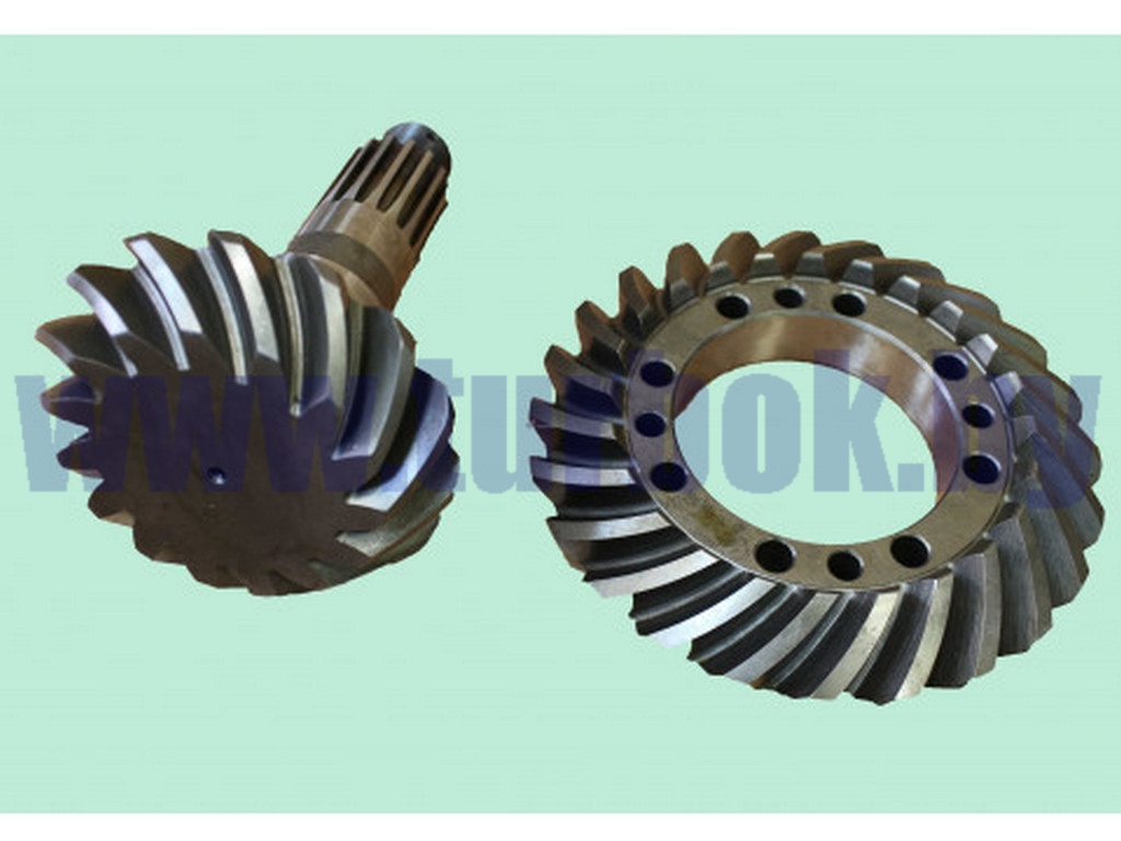 Шестерня ведущая и ведомая  нового образца в сборе (z=24/15, шлиц 65) с фланцем на 8 отв
