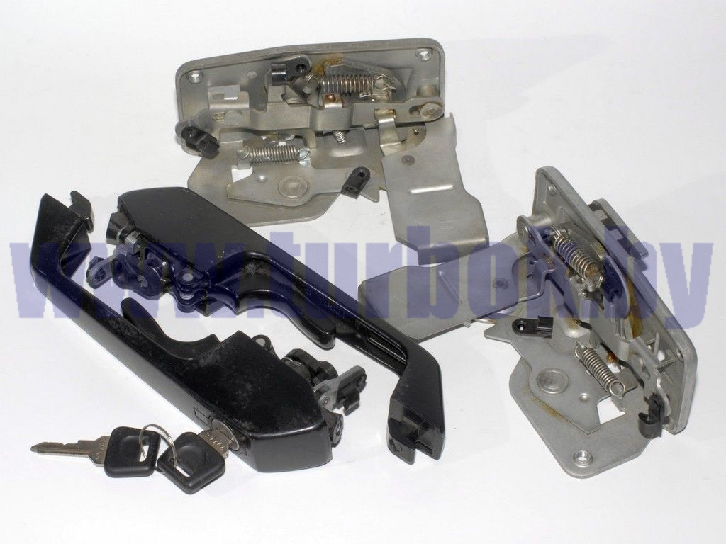 Комплект запорных устройств(2ручки с замком+2ключа+2замка двери) с/о