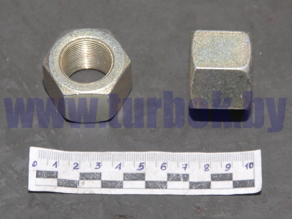 Гайка М24*1.5х27 стремянки рессоры задней (с юбкой и насечкой против отворачивания) тефлон