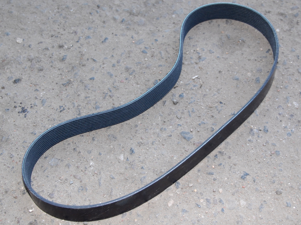 Ремень помпы