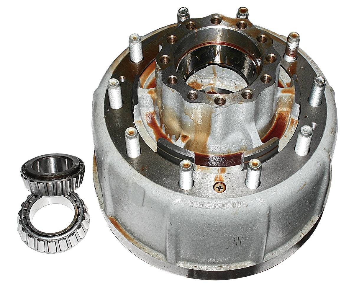 Ступица с тормозным барабаном